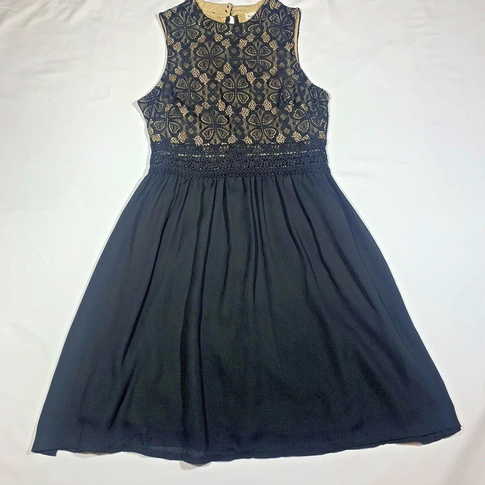 Francesca's Womens Dress Size Small Sleeveless‎ Black Tan Lace Overlay Crochet